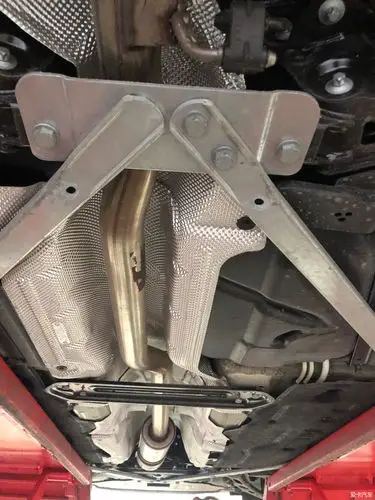 我的mini居然有底盘铝合金加强筋拉杆好合金制发动机护板-爱卡汽车网