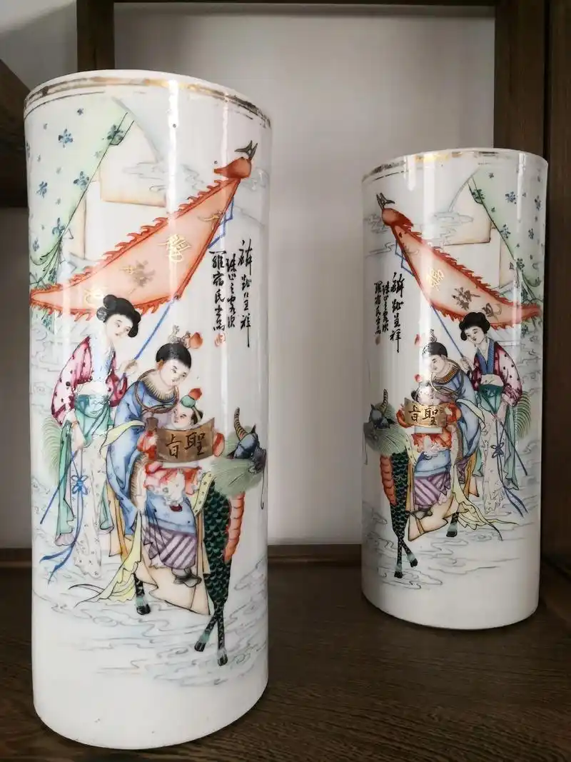 罗宿氏作 粉彩人物帽筒一对 画片之精美令人心碎! 罗宿氏,胡 - 抖音
