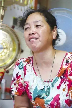 农村妇女照顾老人20多年 婉拒百万遗产