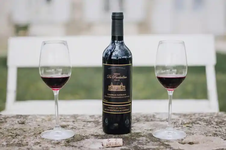 法国德贝兰城堡红葡萄酒