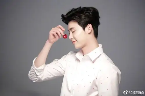 李钟硕 - 堆糖,美图壁纸兴趣社区