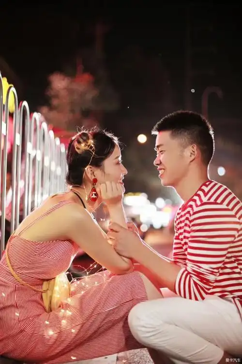 深情对望,你们就是彼此的全世界!