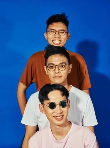 听椅子乐团的歌总有种星期天的轻松感