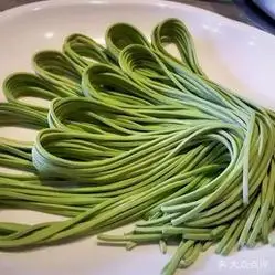 龙记斑鱼火锅(天津路二店)的菠菜面好不好吃?用户评价口味怎么样?