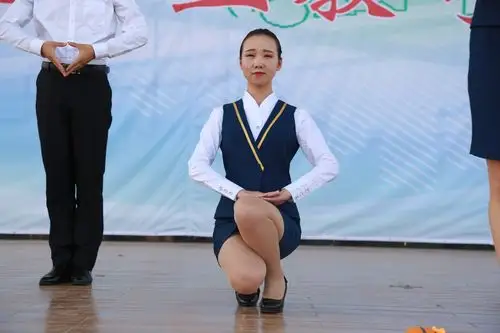 西安城建学院第二届空乘专业教学大赛落幕(视频)