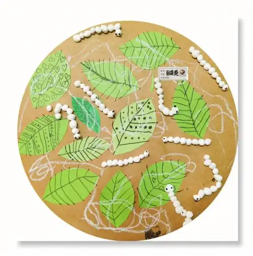 通过观察图片素材,了解蚕宝宝的特点以及生活习性,学会用超轻粘土捏制