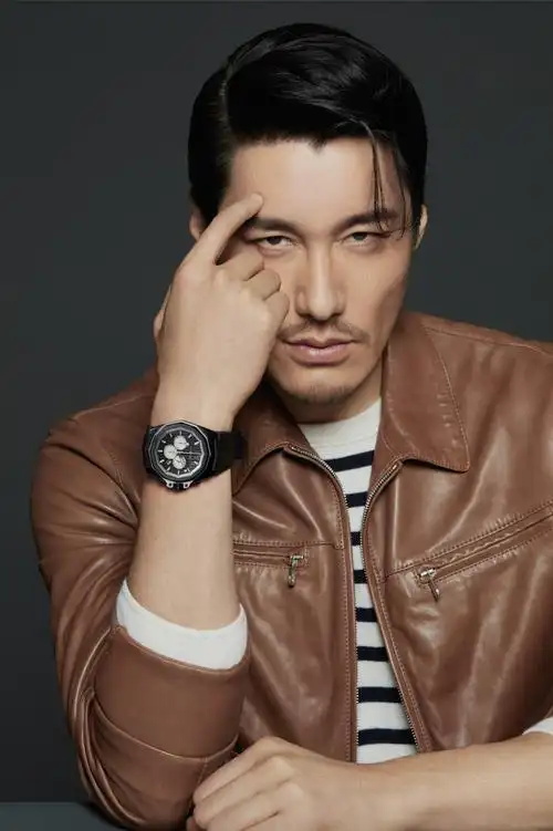 胡兵百变风格儒雅帅气写真图片310