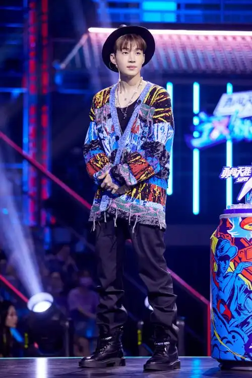 刘宪华舞台细节狠狠拿捏##这就是街舞#4@刘宪华henry-lau热爱与付动