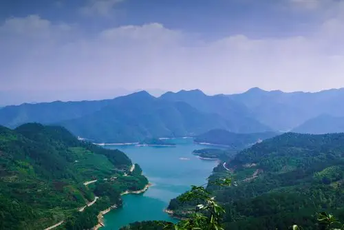 宁波溪口雪窦山风景区