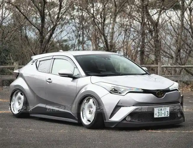 丰田chr改装vip风格suv玩低趴气质不输轿车