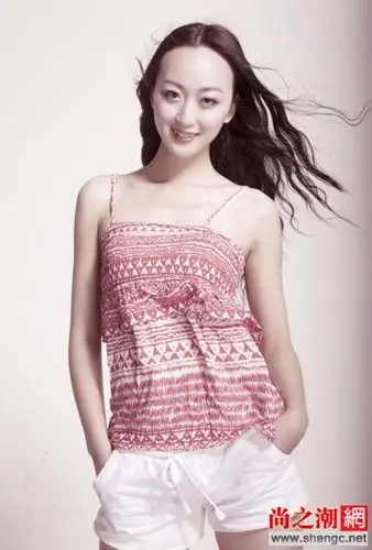 非诚勿扰23号女嘉宾尹航个人资料微博背景私房照