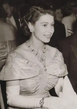 【优质】英国女王伊丽莎白二世(英国女王多少岁了)_移民百科_柬埔寨