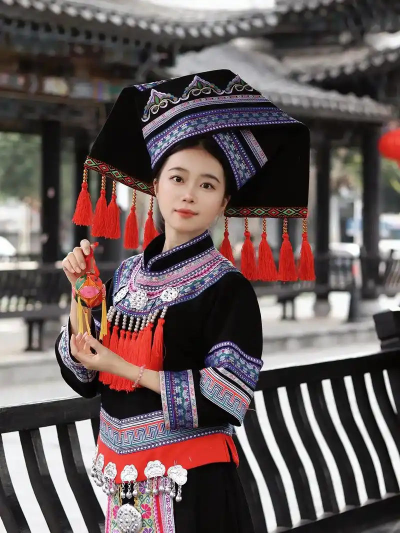 壮族阿妹91|穿上壮族服饰端庄又柔美 #少数民族风情 #壮族 - 抖音