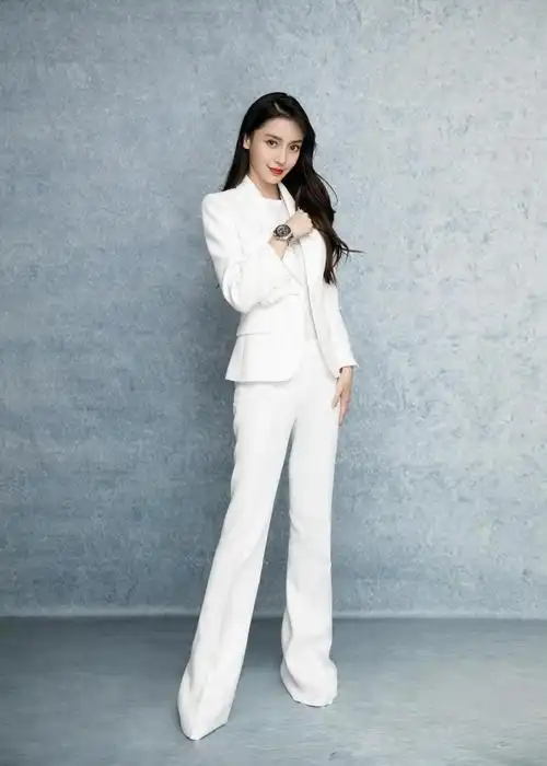 angelababy白色西装帅气写真图片18