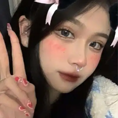 沫兮优质高清女生真人微信头像