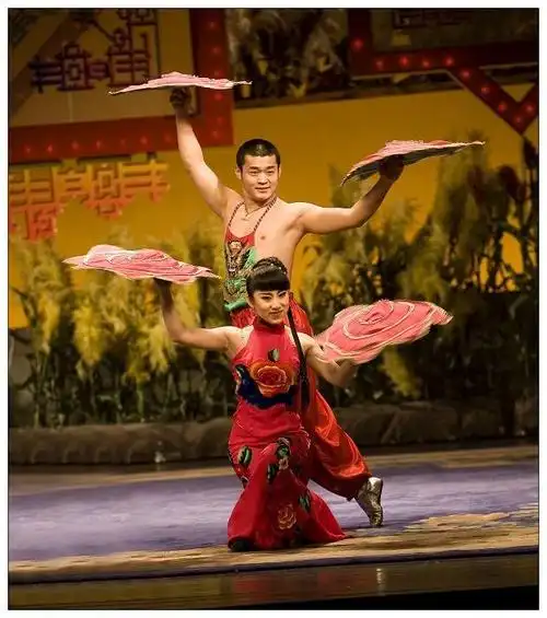 085 二人转【猪八戒拱地】闫书平 岳春生_【东北二人转】 正戏在线听