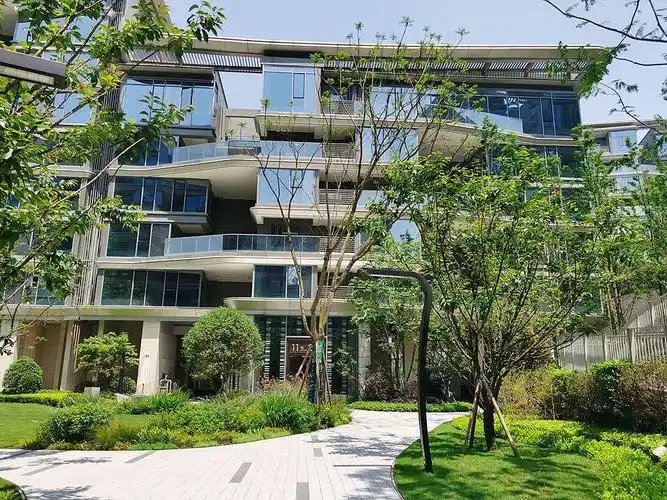 龙湖揽境设计改造方案分析,现代轻奢风装修效果图