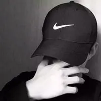 帽子男头像高清图片_微信头像图片大全