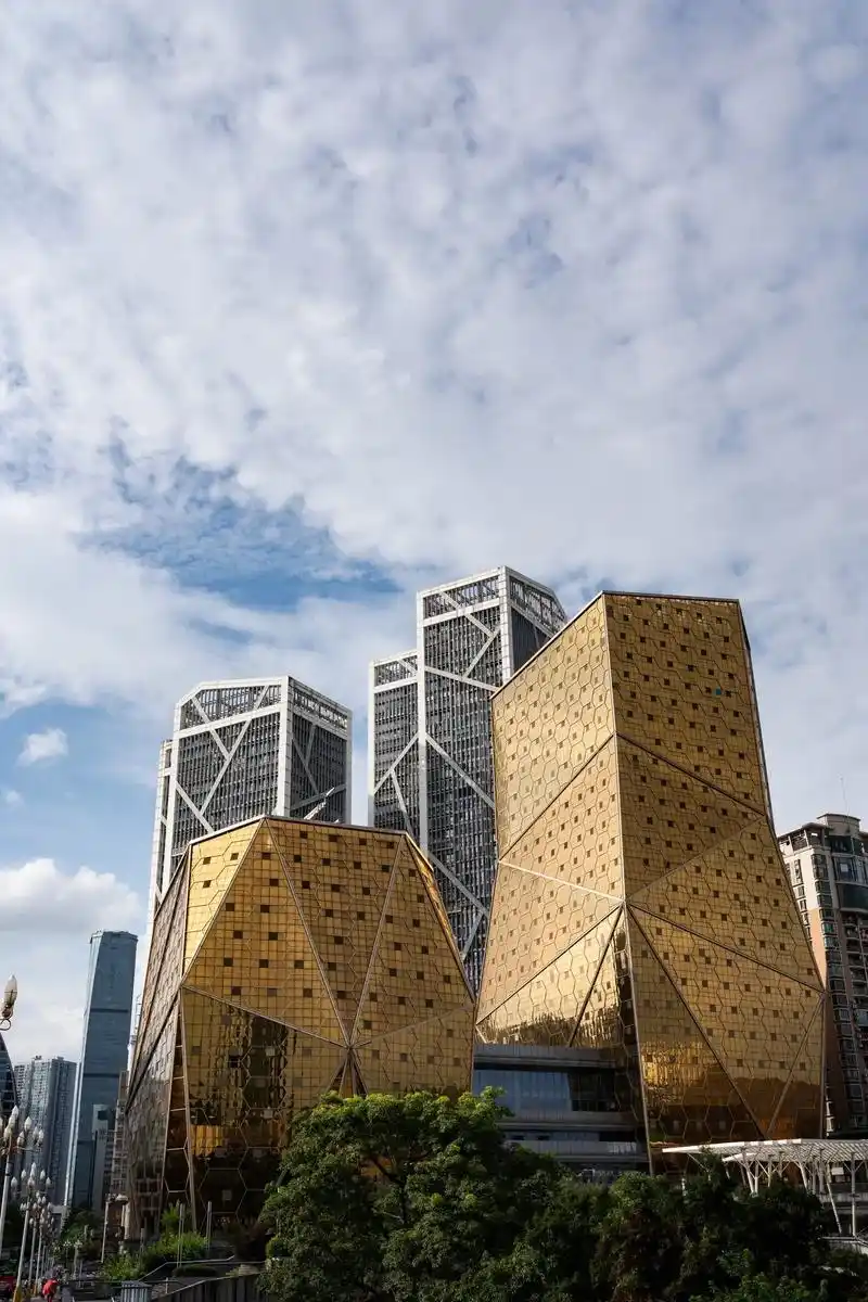 实拍柳州第三次涨水前期,35mm超清画质.好久没去拍风光图 - 抖音