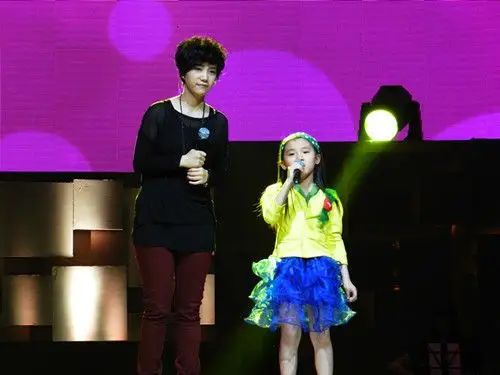 天才童声罗炼羽唱传奇叫板王菲