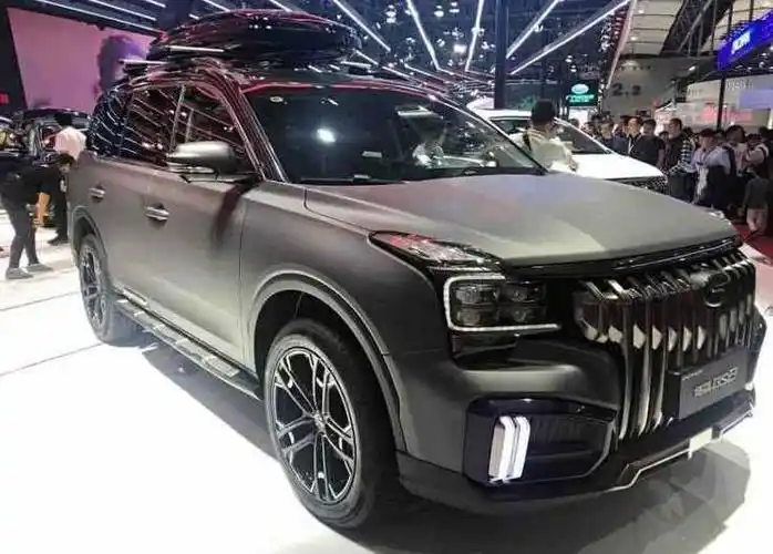 国产传祺gs8遭改装战斗力爆棚