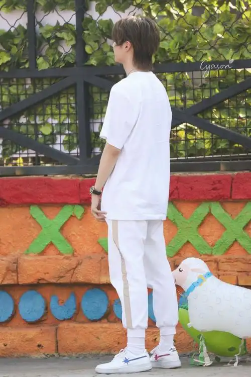 一些背影(带大名焉栩嘉)