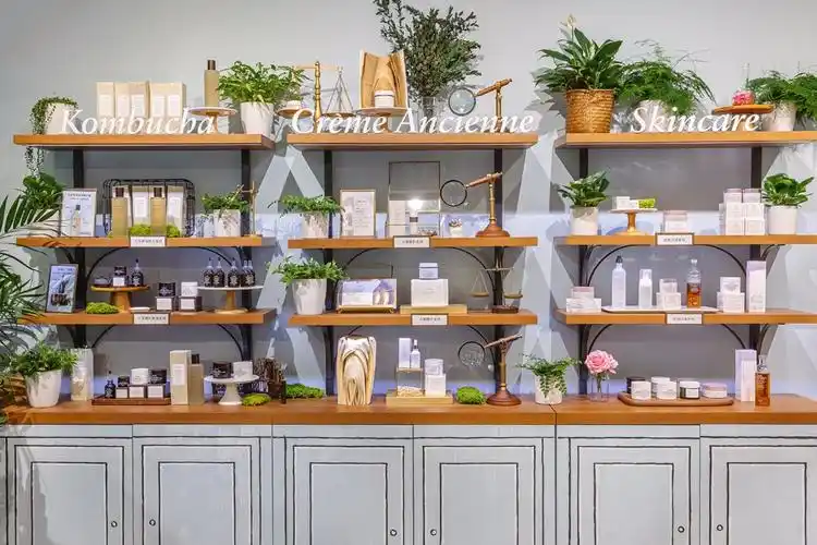 fresh"wild lab大自然实验室"西安站产品陈列区