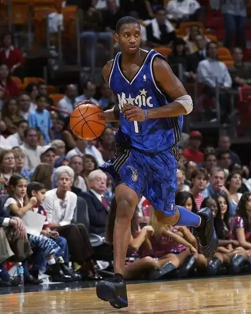 成长模板升级!火箭新星的发展路线,从公牛拉文变魔术麦迪