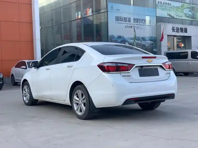 雪佛兰科鲁兹15l自动挡