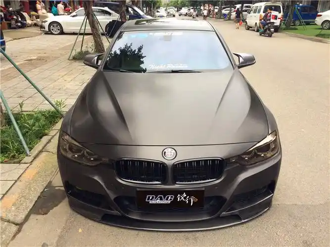 成都锐行宝马320改装气动避震大包围轮毂车身改色
