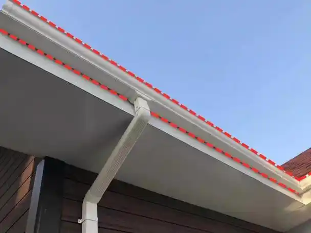 屋顶天沟排水最怕堵,局部改成弧形,无需任何操作,自动过滤杂物