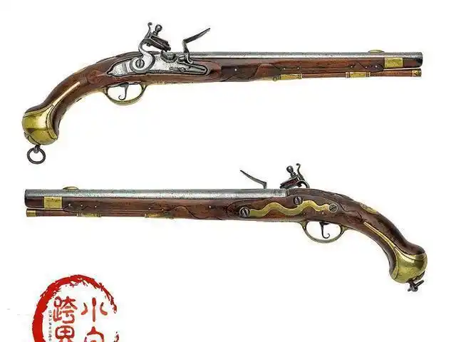 当时参战的清军,已经普遍装备火绳枪,而英军的主要武器是燧发滑膛枪