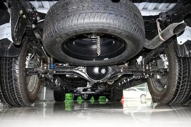 福特2.0t 宝马8at 国产硬派越野皮卡江铃域虎9 能否撼动长城炮?