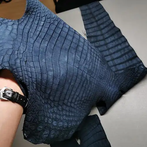 aresgator进口尼罗鳄鱼皮 纯水染深蓝色哑光磨砂鳄鱼皮皮料可订制