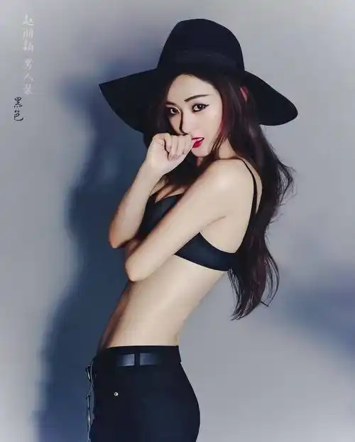 女星们的性感《男人装》封面,曾黎尺度太大,唐嫣吓坏众人_杂志_个子