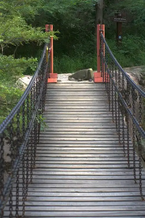 九水的小铁索桥!