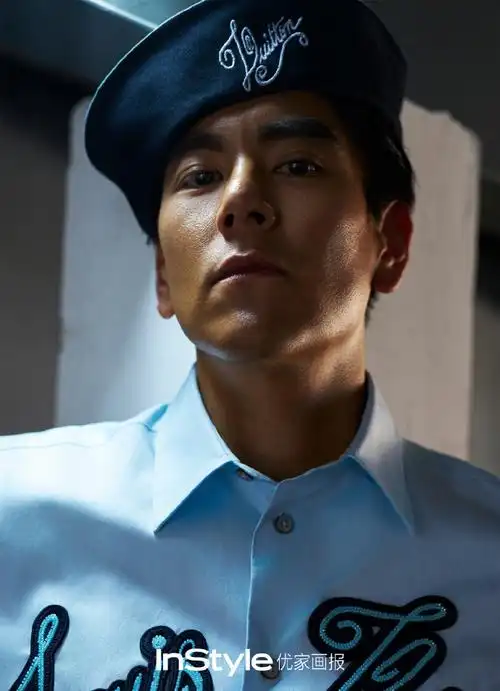 彭于晏优家画报封面图,第三只眼.