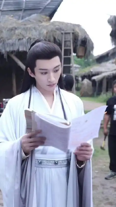 刘学义新剧念无双花絮来了状态好好啊