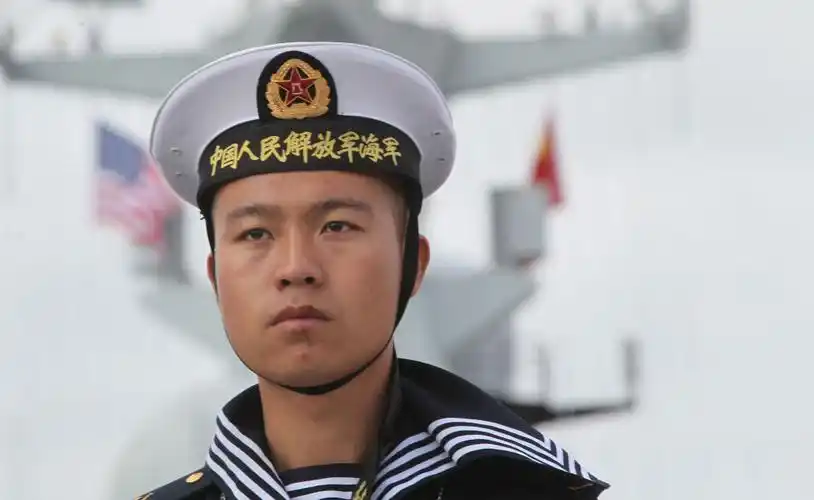 中国海军舰艇编队抵达美国加州