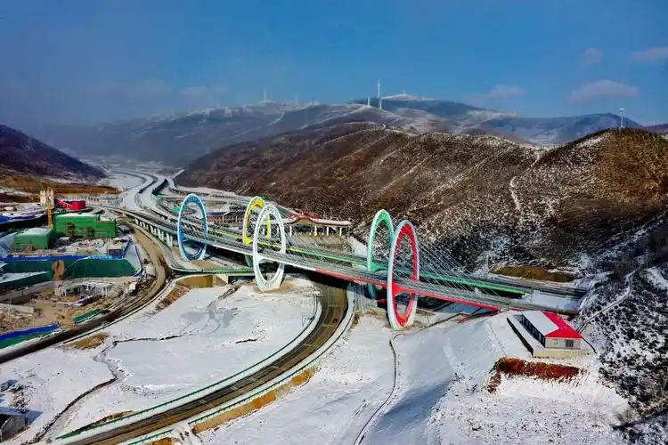 冰雪五环桥2022年冬奥会京礼高速崇礼出口两年后的网红桥