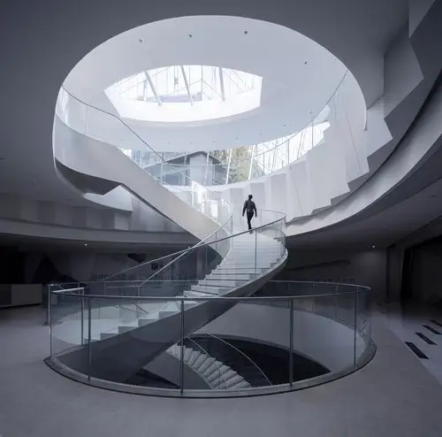 上海虹桥首个当代艺术馆一只机翼跳脱于方盒子城市肌理三益设计