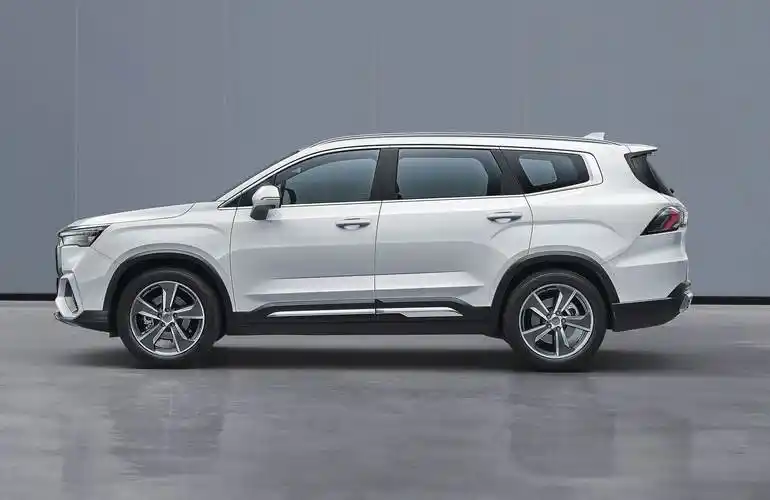 2.0t发动机/后独立悬架,国民大7座suv吉利豪越l上市,12.79万起