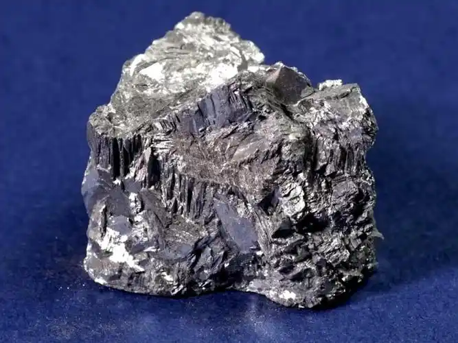 锑矿比稀土更稀缺,中国储量世界第一,美国向我们进口该卖吗?