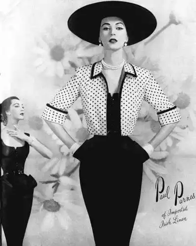 独家分析20世纪50年代西方优雅年代与中国女性服装记忆