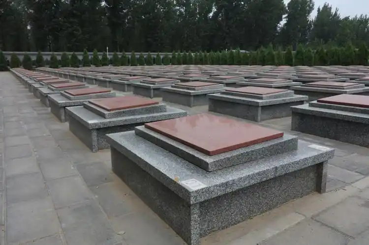 卧碑_基础墓型_永福公墓