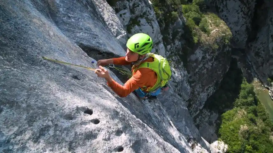 [攀岩] seb takes on the hardest most exposed routes in verdon