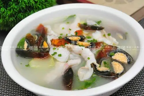 皮蛋鱼片汤