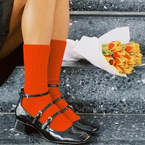 学习韩女穿搭的第一步——拥有一双玛丽珍鞋!