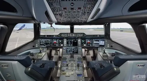 2013年6月15日空客a350xwb首飞