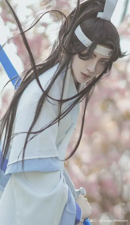 胤川: 哈哈哈,谢谢召召.